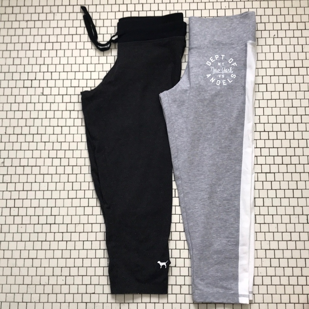 2 Victoria’s Secret cropped yoga pants